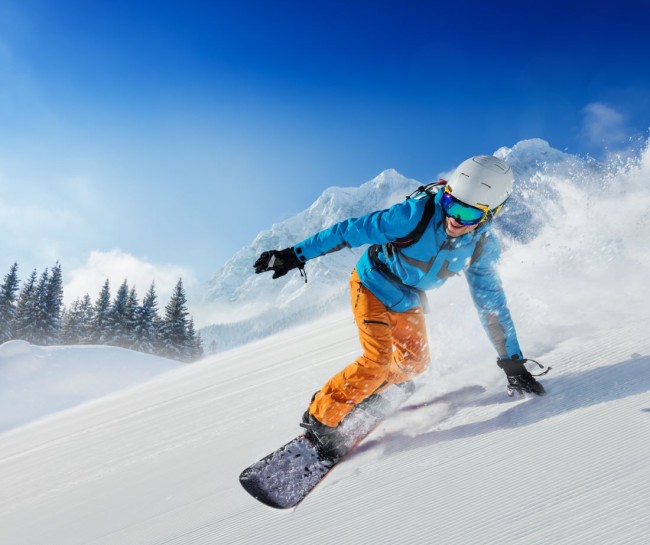 Snowboarding in Bad Gastein © Shutterstock